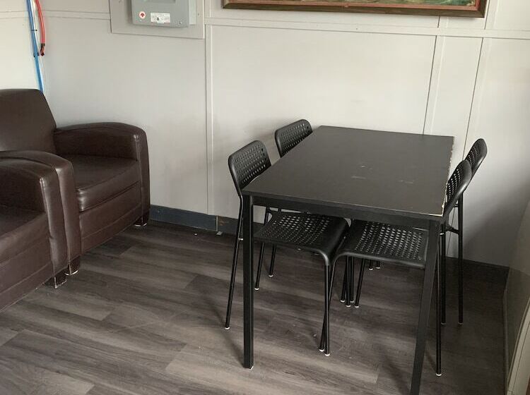 Glen Garry Motel And Cottages