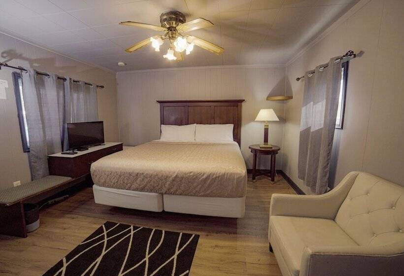 Glen Garry Motel And Cottages