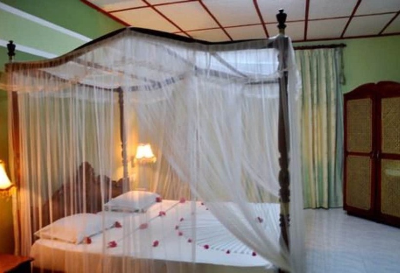 호텔 Bougain Villa By Tree