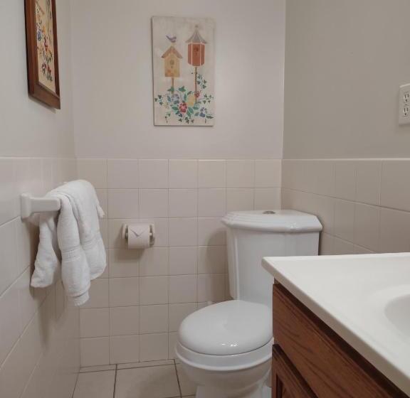 ホテル Cozy Creek Cottages