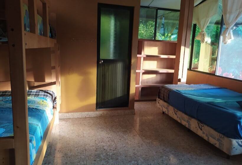 هتل Grand Selva Lodge & Tours