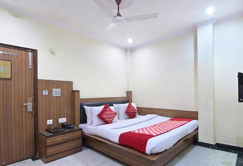 Отель Hari Piorko Grand   New Delhi Railway Station