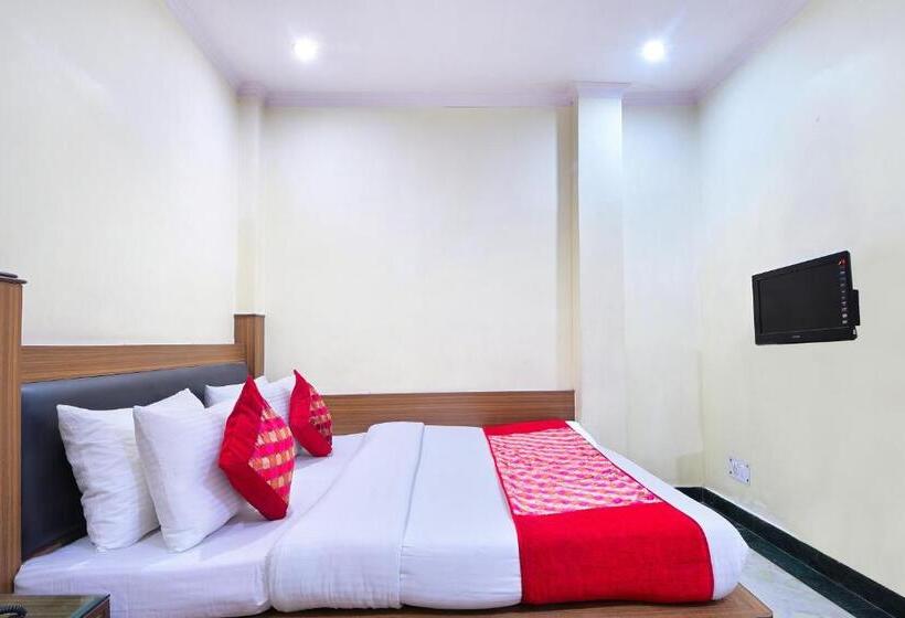 Отель Hari Piorko Grand   New Delhi Railway Station