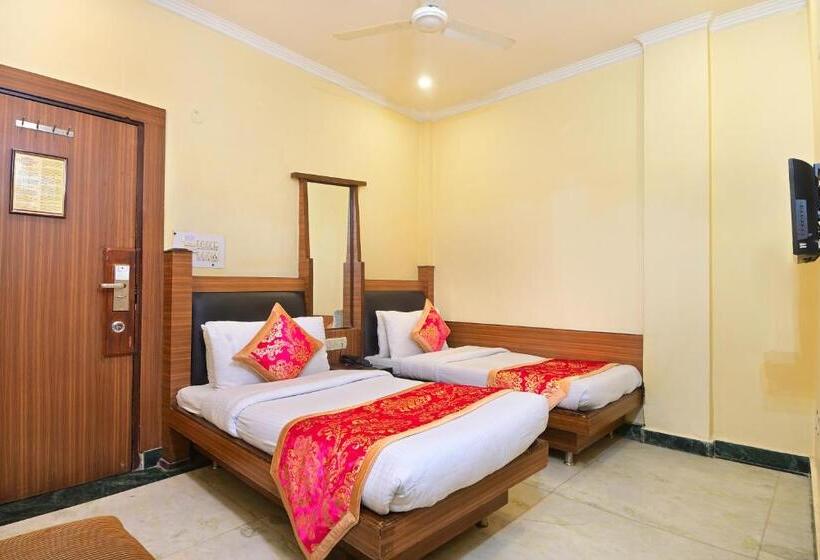 Отель Hari Piorko Grand   New Delhi Railway Station