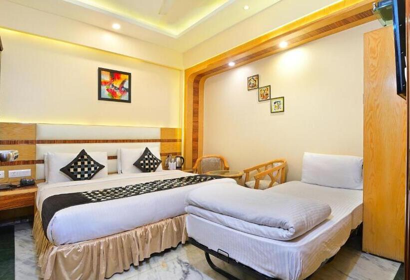 Отель Hari Piorko Grand   New Delhi Railway Station