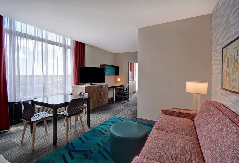 ホテル Home2 Suites By Hilton Kalamazoo Downtown