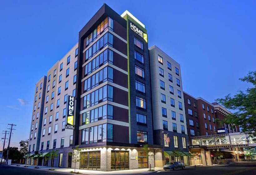 ホテル Home2 Suites By Hilton Kalamazoo Downtown