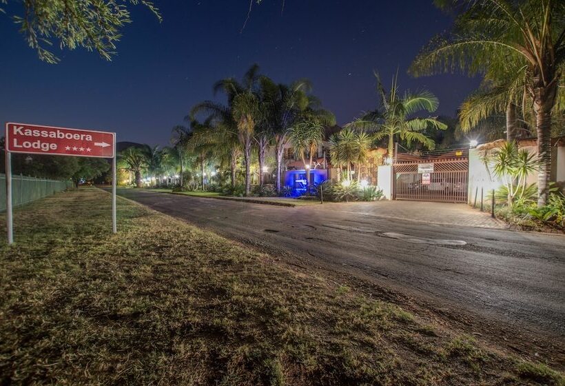 בית מלון כפרי Kassaboera Lodge