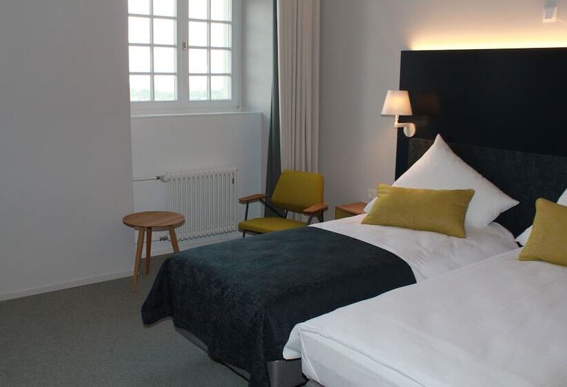 هتل Katholisch Soziales Institut