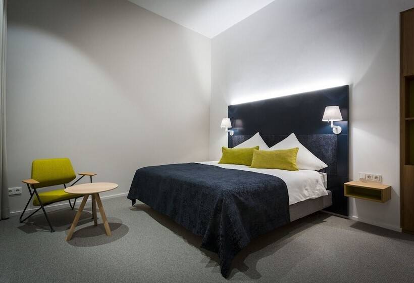 هتل Katholisch Soziales Institut