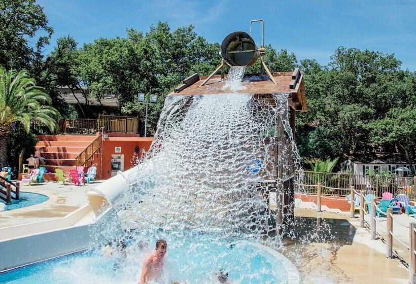 בית מלון כפרי Lagrange Vacances Camping Le Bois Fleuri