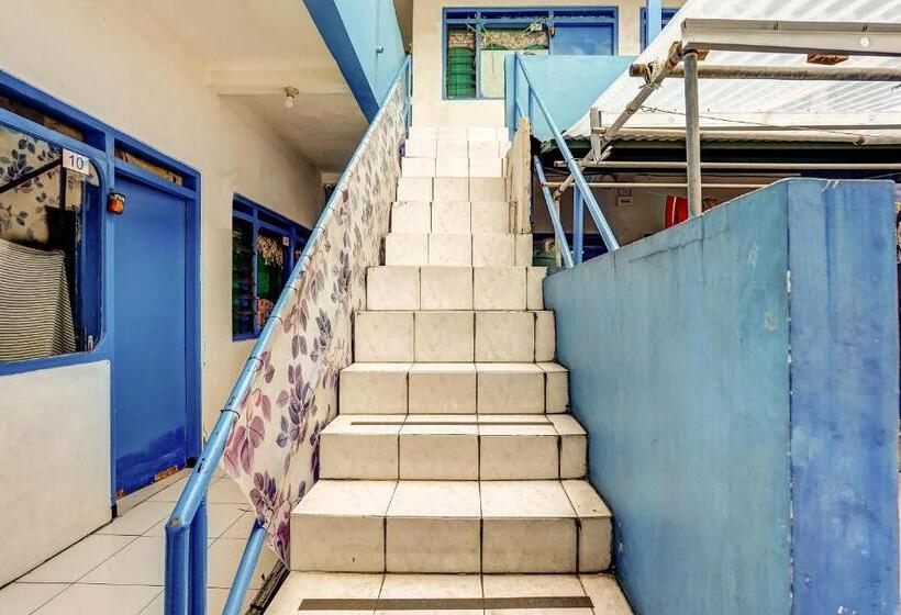 酒店 Oyo 90523 Homestay Jenggolo