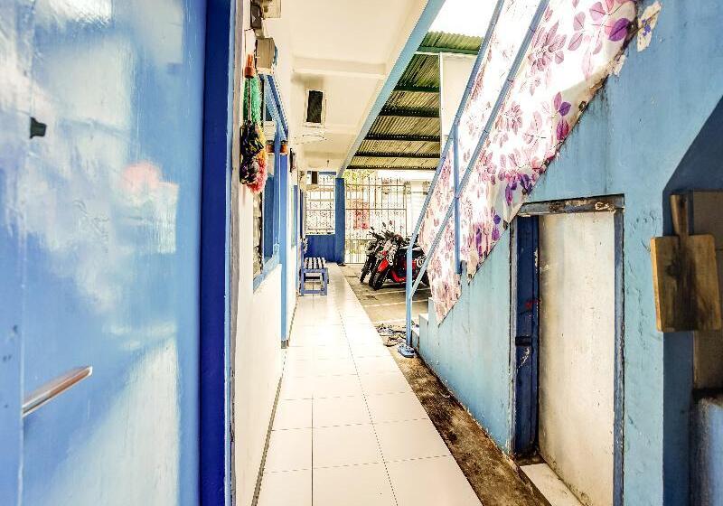 酒店 Oyo 90523 Homestay Jenggolo