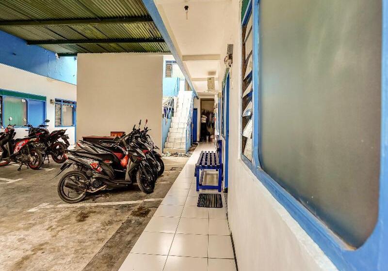 酒店 Oyo 90523 Homestay Jenggolo