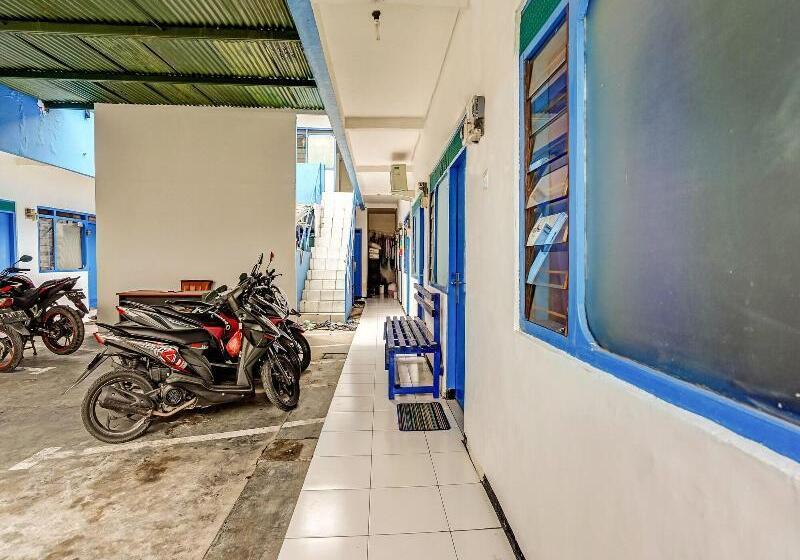 酒店 Oyo 90523 Homestay Jenggolo