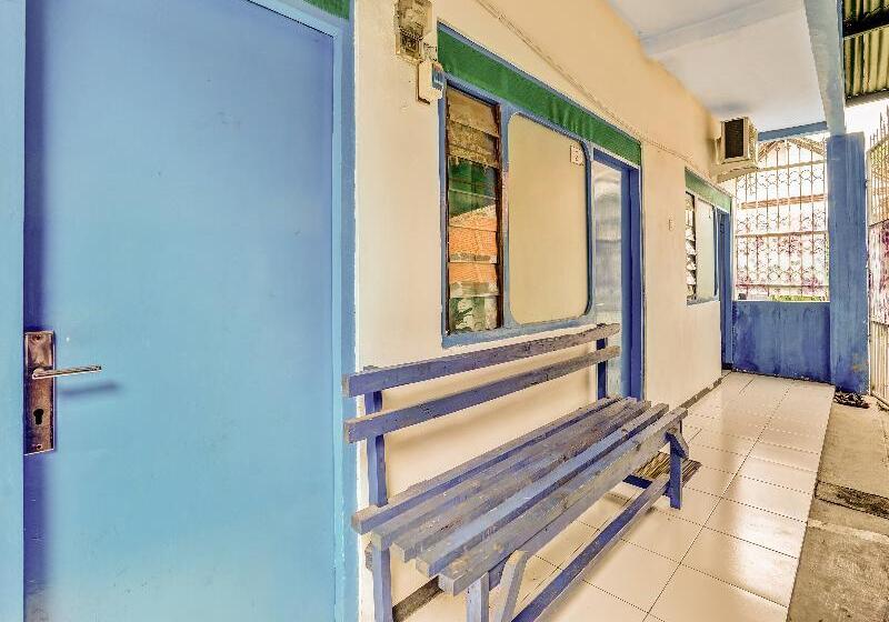 酒店 Oyo 90523 Homestay Jenggolo