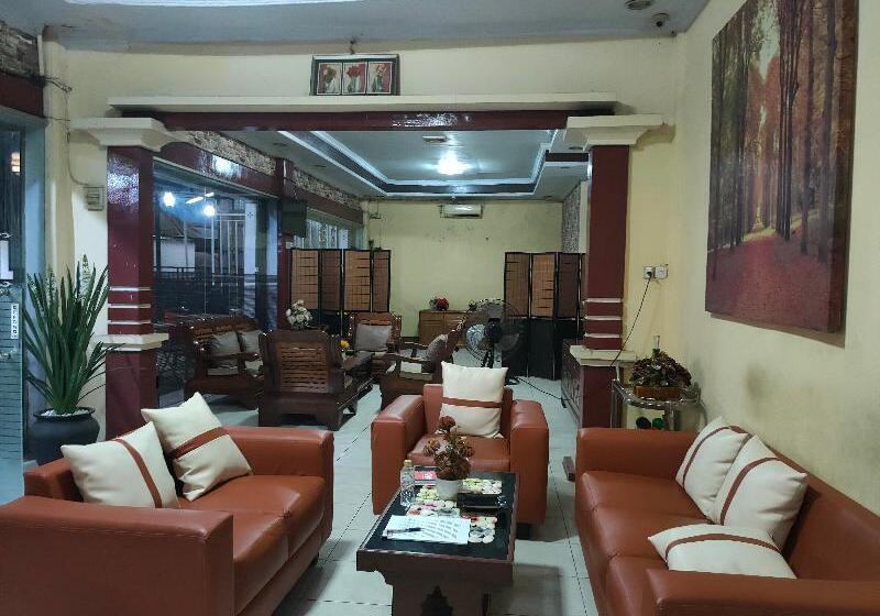 ホテル Oyo 90529  Baruga Makassar