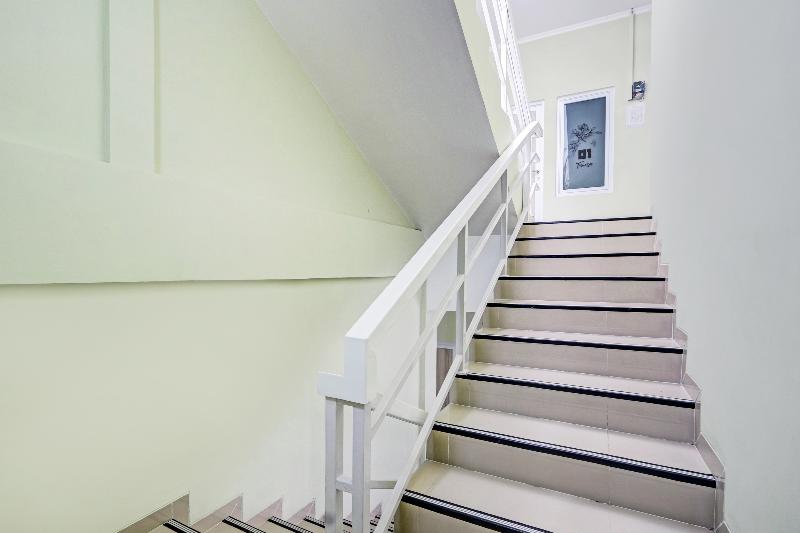 ホテル Oyo 90549 Tumesa Homestay