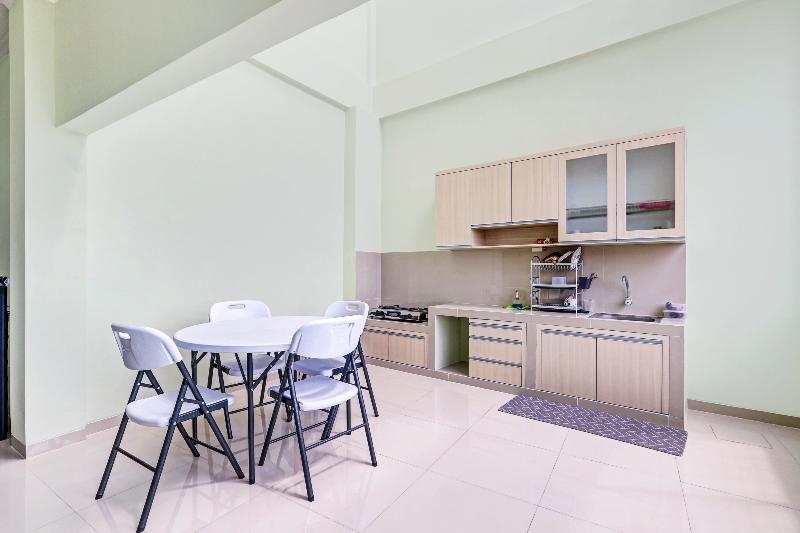 ホテル Oyo 90549 Tumesa Homestay