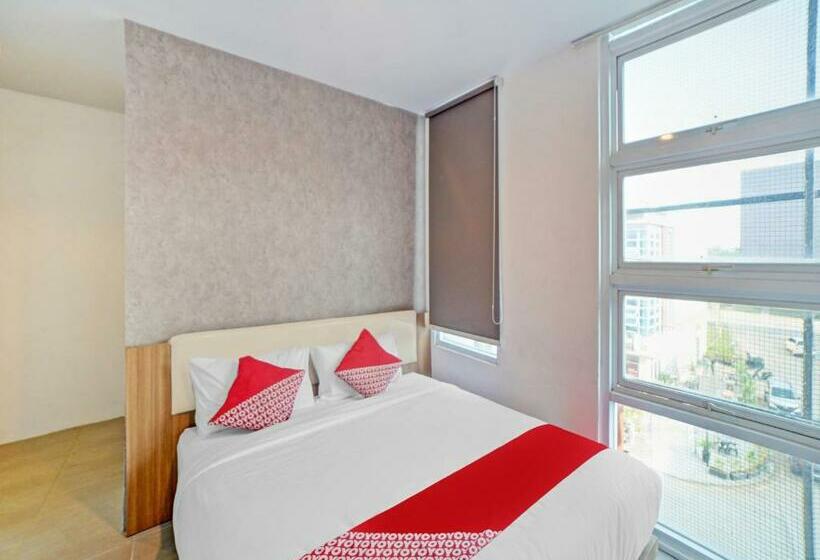 בית מלון כפרי Oyo 90559 Gamacity Residence