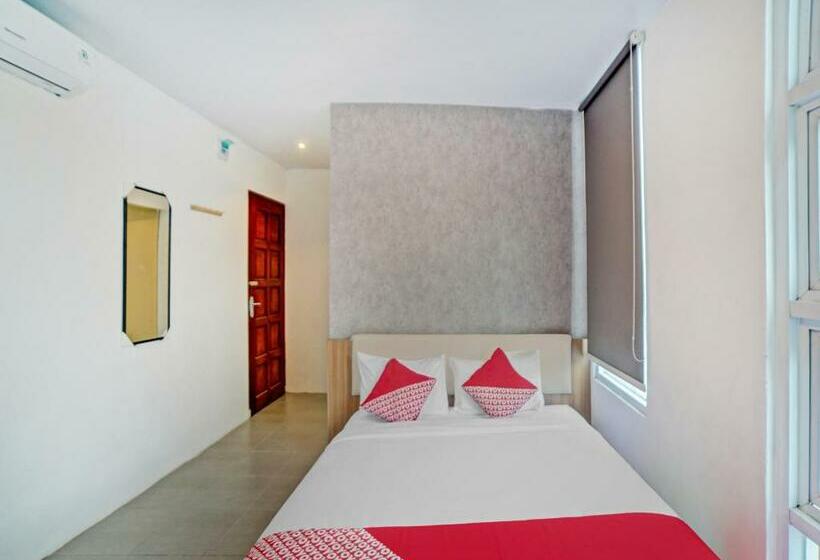 בית מלון כפרי Oyo 90559 Gamacity Residence