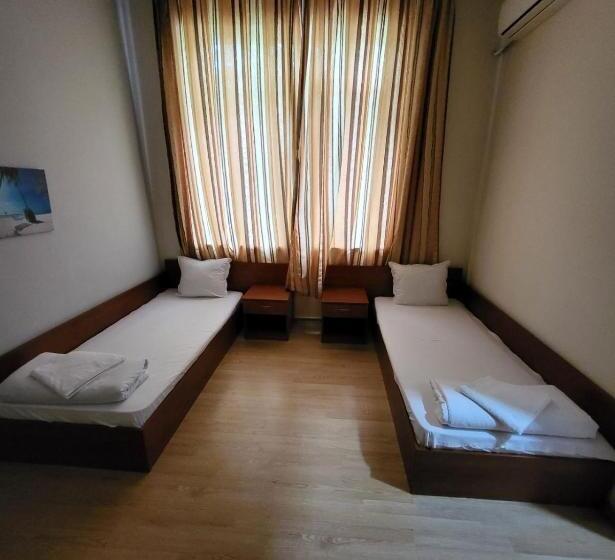 בית מלון כפרי Provans Famili