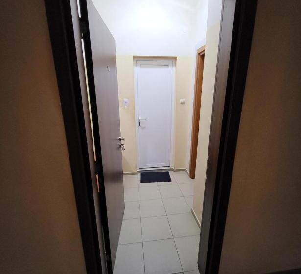 בית מלון כפרי Provans Famili