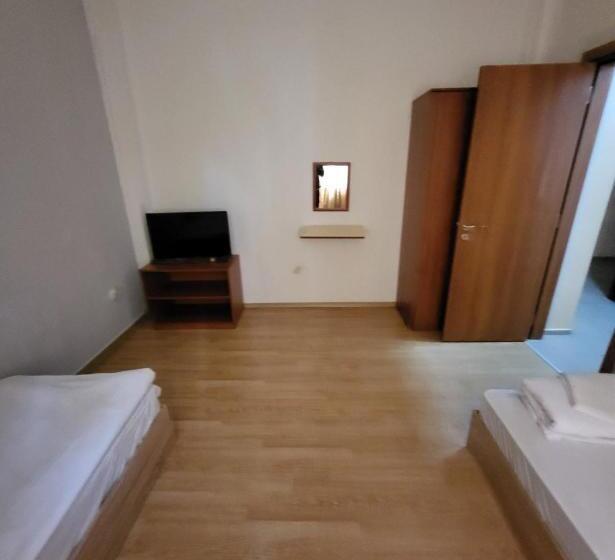 בית מלון כפרי Provans Famili