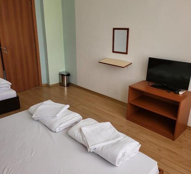 בית מלון כפרי Provans Famili