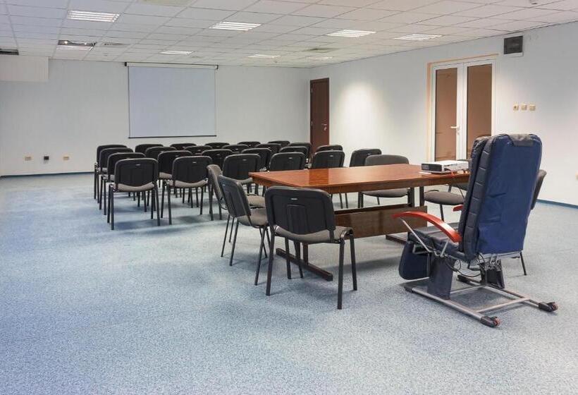 בית מלון כפרי Provans Famili