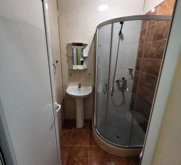 בית מלון כפרי Provans Famili