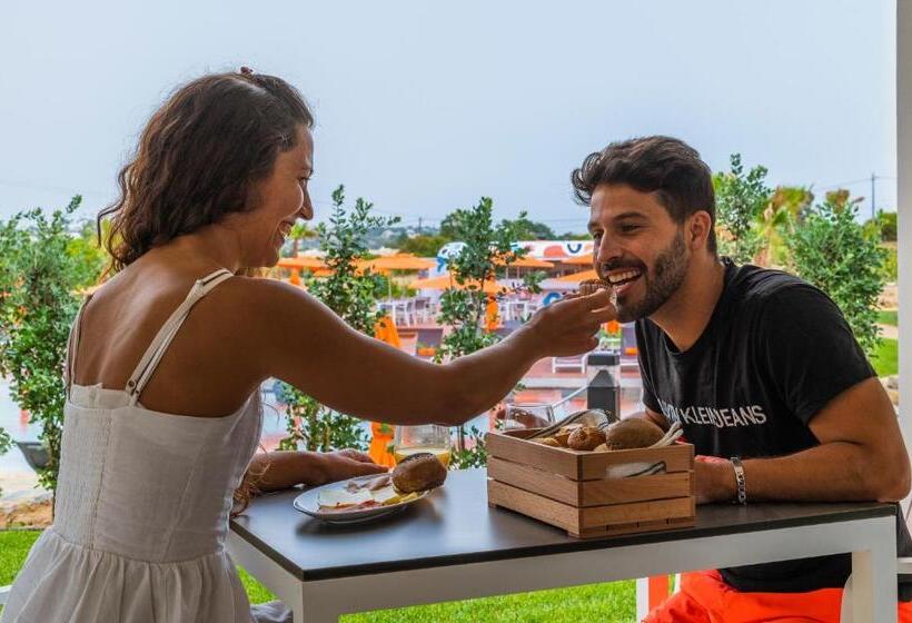 Regency Salgados Hotel & Spa