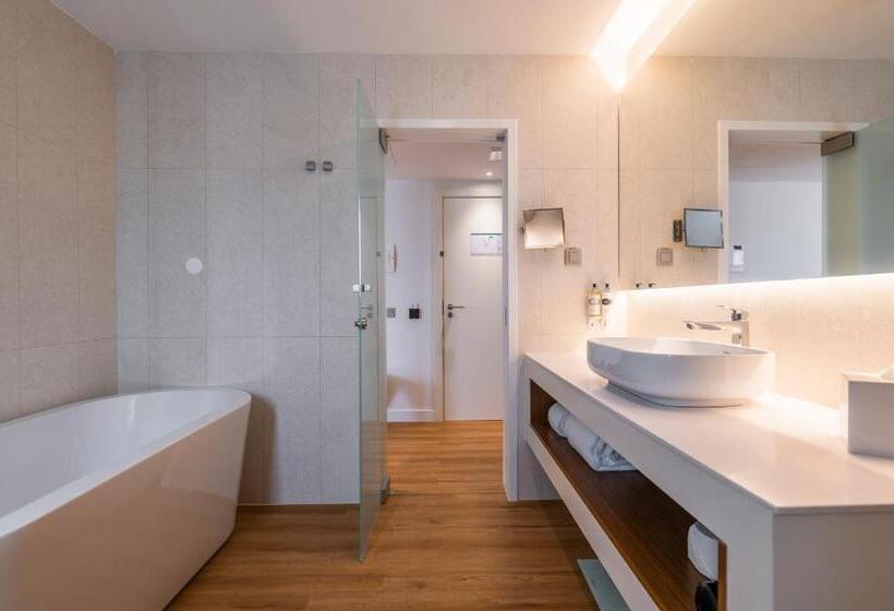 Regency Salgados Hotel & Spa