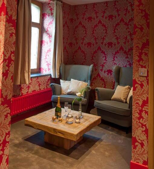 River Lodge Hotel Insolite