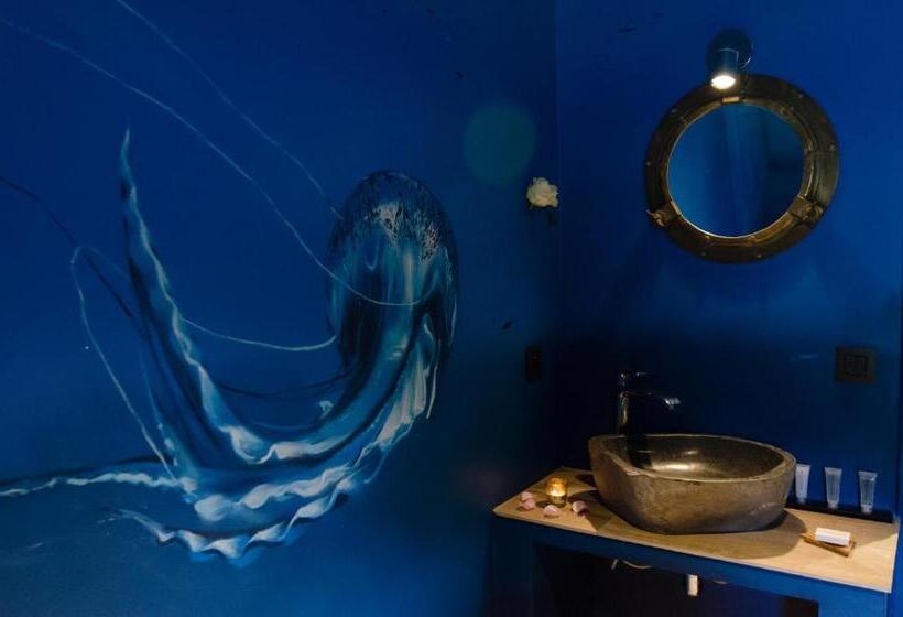 River Lodge Hotel Insolite