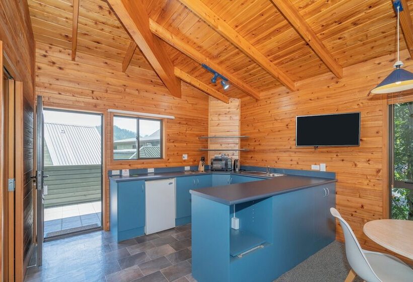 Pacific Harbour Villas