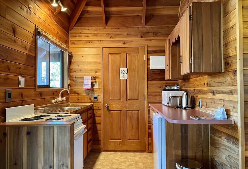 Pacific Harbour Villas