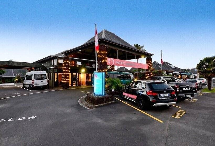 Pacific Harbour Villas