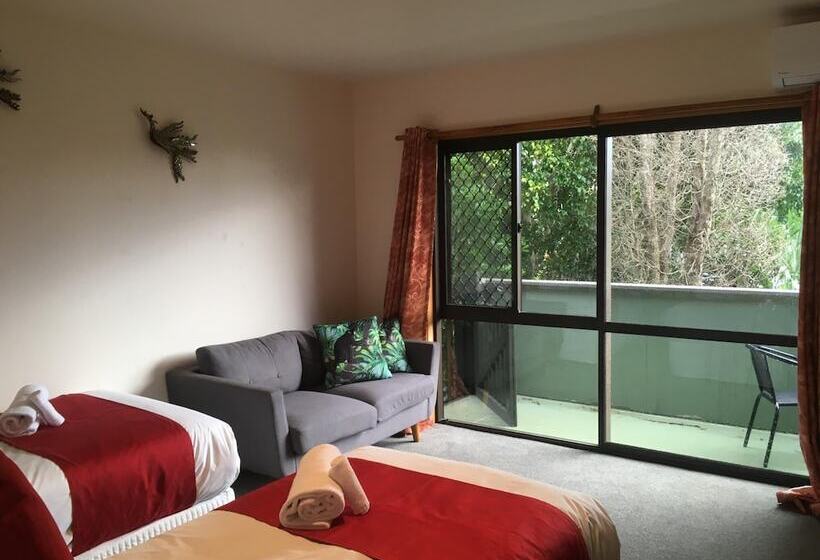 Pacific Harbour Villas