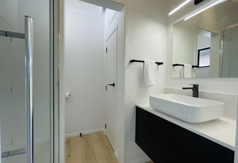 Pacific Harbour Villas