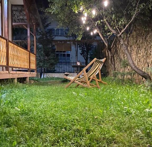 بنسيون Hnameni Stepanavan Guesthouse