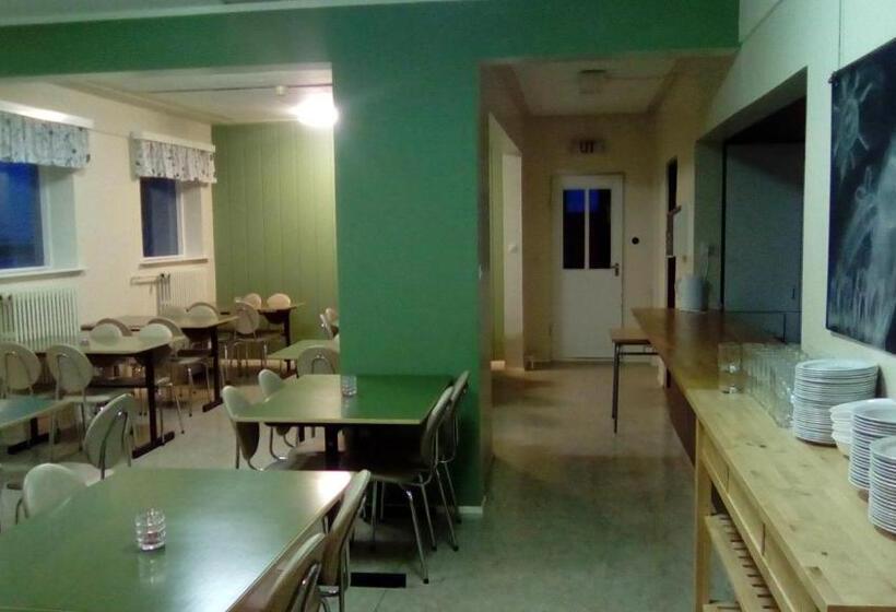 پانسیون Húsabakki Guesthouse