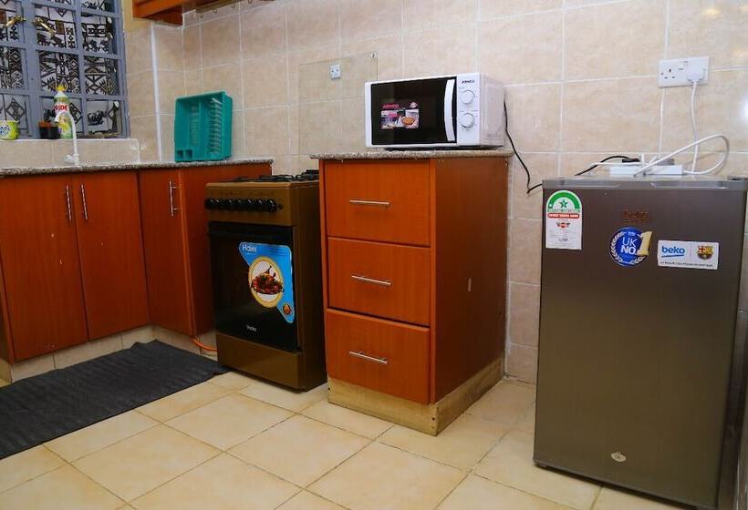 بنسيون Nairobi Airport Apartments