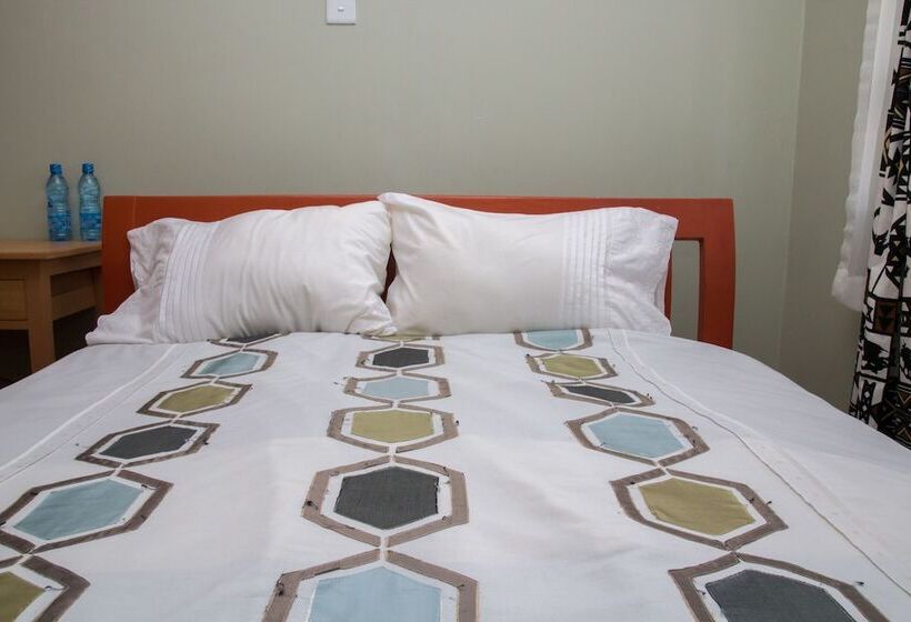 بنسيون Nairobi Airport Apartments