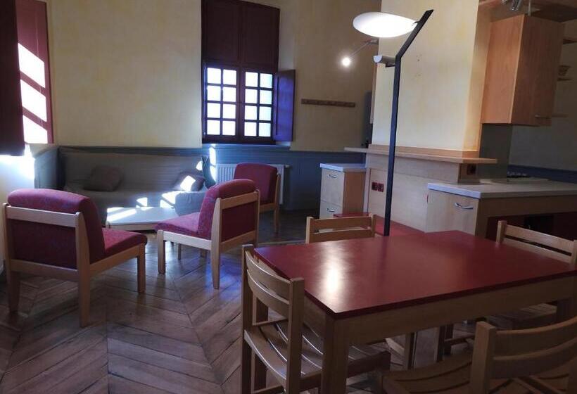 住所 Le Pavillon Des Officiers