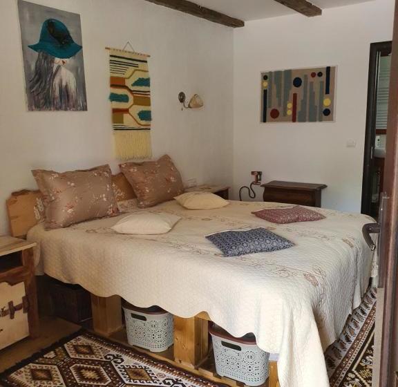 הוסטל La Romaneasa