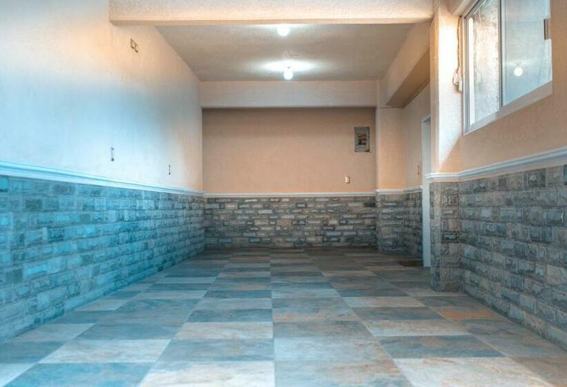 הוסטל Peninsula Stays Business Hotel 2 Camas Matrimoniales