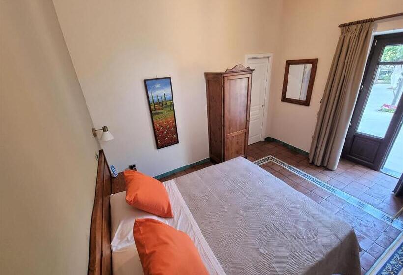 مبيت وإفطار Casa Fifina Rooms