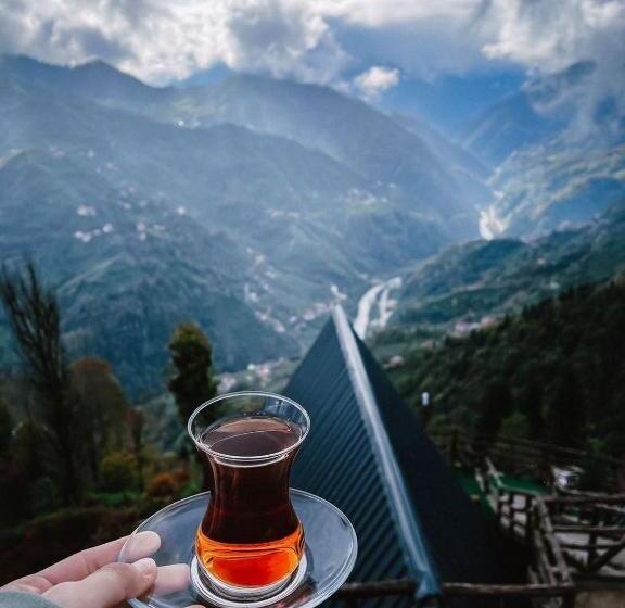 צימר Li̇vora Dağ Evleri̇