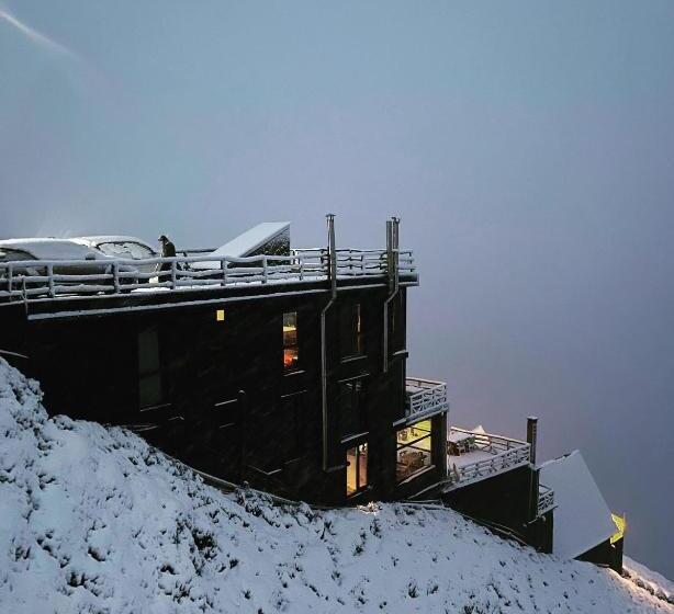 צימר Li̇vora Dağ Evleri̇